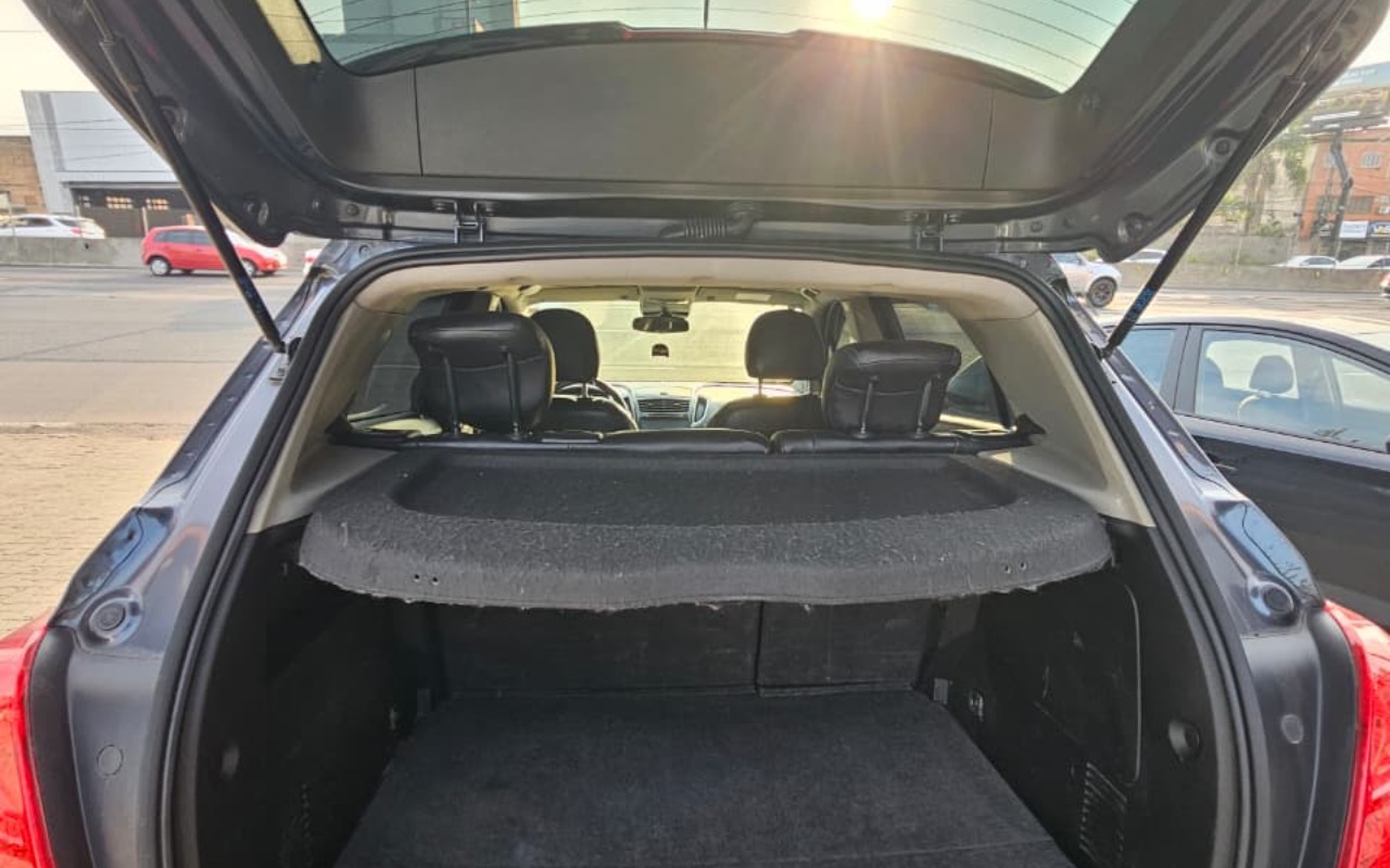 imagem-https://www.socarrao.com.br/sc-vehicle-images-prod/3442217/1787695763589-Yjk2ZjUyOGUtNWI2MC00YmIxLWJmYzMtOTNiZTgzMDU1MmEzLmpwZw.jpg