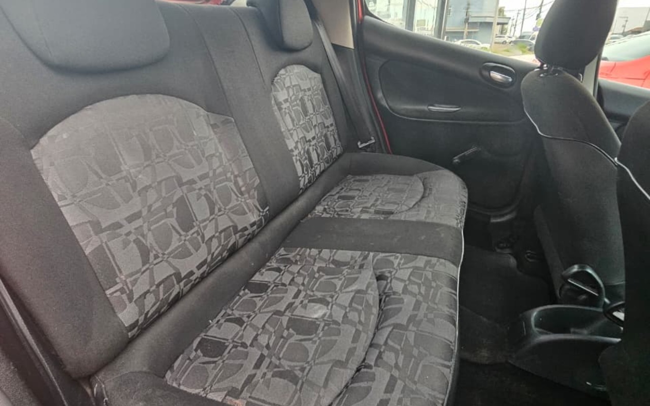 imagem-https://www.socarrao.com.br/sc-vehicle-images-prod/3442620/1787697720902-MGQwMDM5NGItODUyYS00YTJjLThkZjUtZmYzODQyN2M5NjI1LmpwZw.jpg