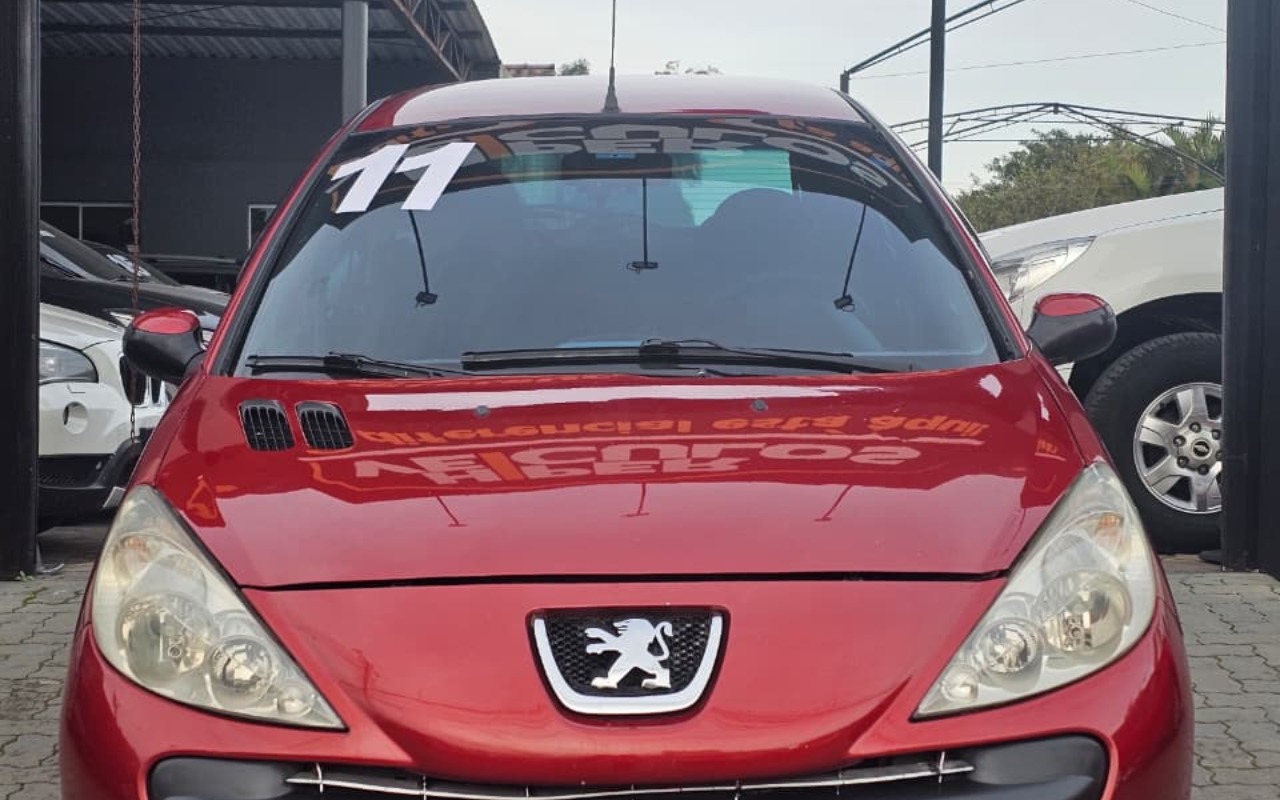 imagem-https://www.socarrao.com.br/sc-vehicle-images-prod/3442620/1787697721188-ZDI2NDQxZWUtOWJmZi00NzEyLWJmNzgtZDE5Yzk5MmU3MWIwLmpwZw.jpg
