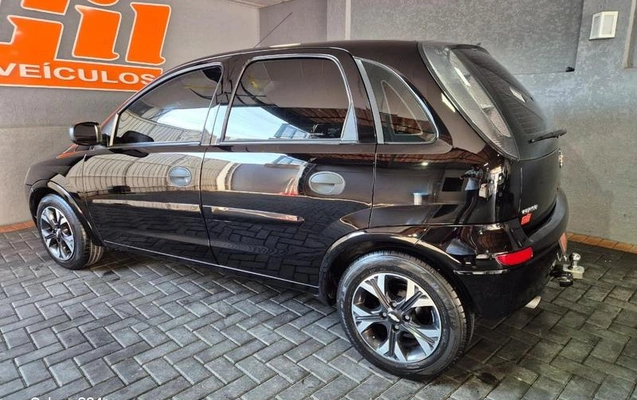 imagem-https://www.socarrao.com.br/sc-vehicle-images-prod/3442844/1787698116032-8339802_13_B_6d6e321cc2.jpeg