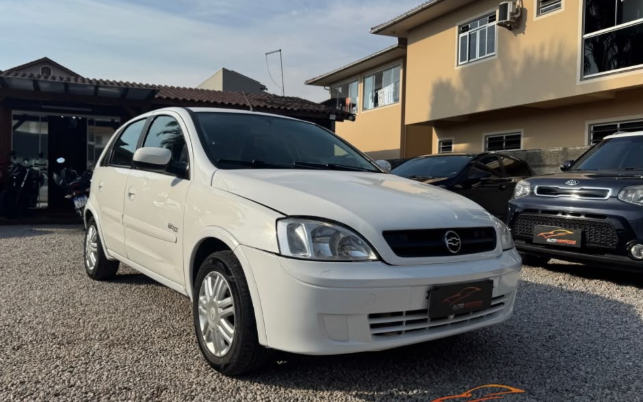 imagem-https://www.socarrao.com.br/sc-vehicle-images-prod/3442963/1787698932407-My5qcGVn.jpeg