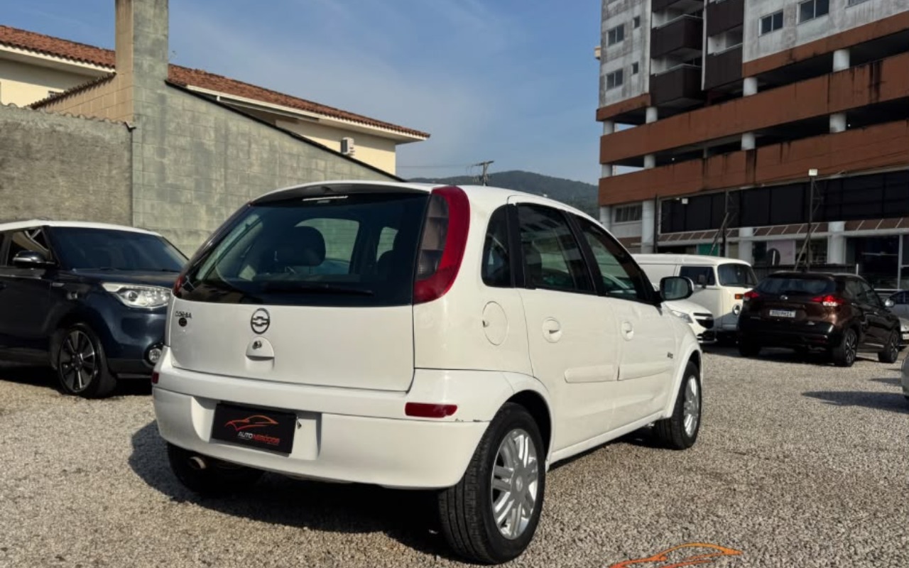 imagem-https://www.socarrao.com.br/sc-vehicle-images-prod/3442963/1787698932534-NC5qcGVn.jpeg