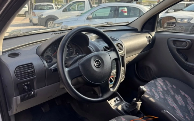 imagem-https://www.socarrao.com.br/sc-vehicle-images-prod/3442963/1787698932939-OS5qcGVn.jpeg