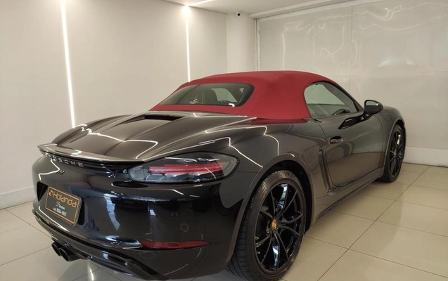 imagem-https://www.socarrao.com.br/sc-vehicle-images-prod/34443/1789045549775-7632619_18_B_f219f018a2.jpeg