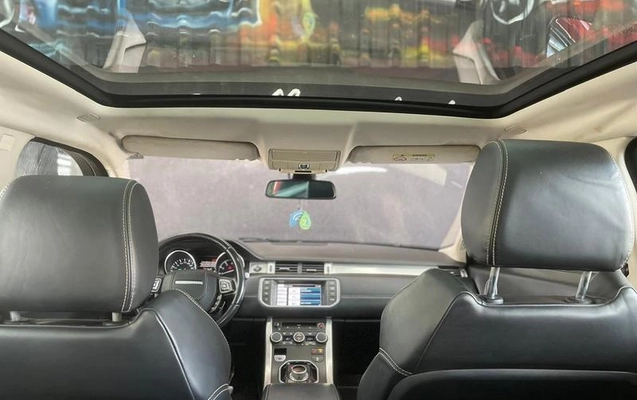 imagem-https://www.socarrao.com.br/sc-vehicle-images-prod/3444538/1789170303799-8416026_12_B_520bf24e17.jpeg