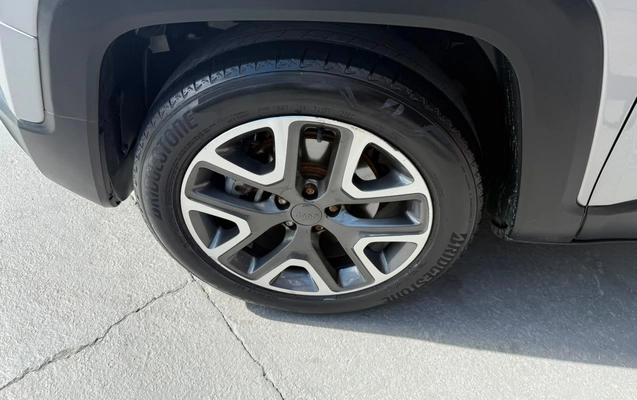 imagem-https://www.socarrao.com.br/sc-vehicle-images-prod/3445355/1787707452421-ee019d31b50d423a970f4fa887bb7411_1787707376867.jpg