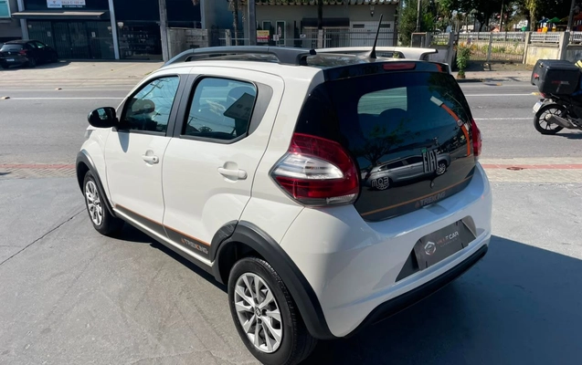 imagem-https://www.socarrao.com.br/sc-vehicle-images-prod/3445800/1787708849009-d3c41cf3956f4bc2916724504f58f738_1787708753831.jpg