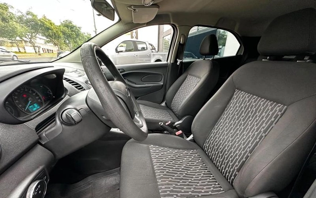 imagem-https://www.socarrao.com.br/sc-vehicle-images-prod/3446227/1788011678007-8339455_8_B_a1cd382f80.jpeg