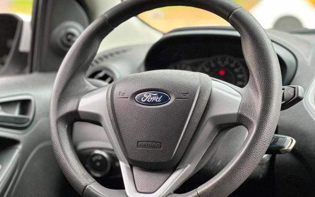 imagem-https://www.socarrao.com.br/sc-vehicle-images-prod/3446227/1788011678012-8339455_11_B_3aeae3c50e.jpeg