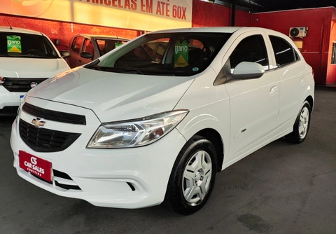 Chevrolet Onix 2018 Branco — foto 1 de 3