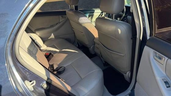 imagem-https://www.socarrao.com.br/sc-vehicle-images-prod/3451243/1787744658989-toyota-corolla-1.8-seg-16v-gasolina-4p-automatico-wmimagem08585812554.jpg