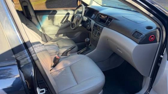 imagem-https://www.socarrao.com.br/sc-vehicle-images-prod/3451243/1787744658990-toyota-corolla-1.8-seg-16v-gasolina-4p-automatico-wmimagem0858584928.jpg