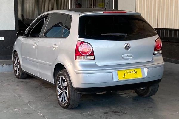 imagem-https://www.socarrao.com.br/sc-vehicle-images-prod/3451509/1788197698034-8416337_6_B_52327ec849.jpeg