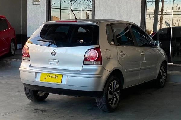 imagem-https://www.socarrao.com.br/sc-vehicle-images-prod/3451509/1788197698035-8416337_7_B_dc50c2bbdc.jpeg