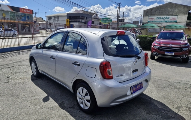 imagem-https://www.socarrao.com.br/sc-vehicle-images-prod/3451532/1788285188909-fb7BeEE0TfbBGQPF40oEJqCi594WHsBH.jpg