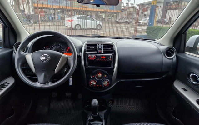 imagem-https://www.socarrao.com.br/sc-vehicle-images-prod/3451532/1788285188933-Nk0aujsMMoaCnkV1o0WoJDMh9R2RMYOk.jpg