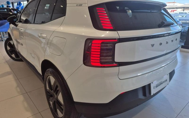 imagem-https://www.socarrao.com.br/sc-vehicle-images-prod/3451535/1787859166865-8417112_13_B_fbb3aef032.jpeg