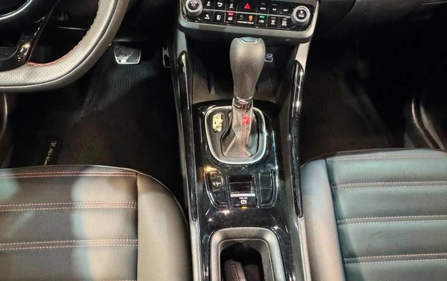 imagem-https://www.socarrao.com.br/sc-vehicle-images-prod/3451677/1788282630663-8321492_19_B_9008816963.jpeg