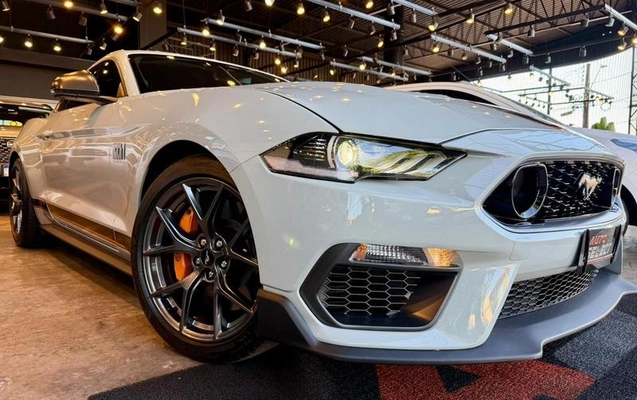 imagem-https://www.socarrao.com.br/sc-vehicle-images-prod/3451699/1787745755521-8417138_3_B_92b688c995.jpeg