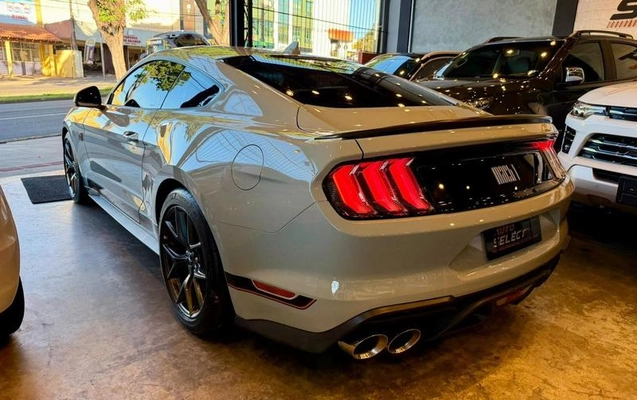 imagem-https://www.socarrao.com.br/sc-vehicle-images-prod/3451699/1787745755525-8417138_9_B_79c311986f.jpeg