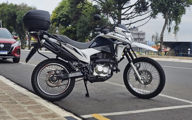 imagem-https://www.socarrao.com.br/sc-vehicle-images-prod/34519/1772122476810-ggnLsHB7MjL3lrmeedst0fl2CcpGao9i.jpg