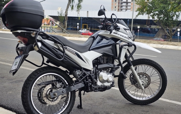 imagem-https://www.socarrao.com.br/sc-vehicle-images-prod/34519/1772122476813-Z355NfL3EMnkRL8xfaS0CCTBJ2YLLIZG.jpg