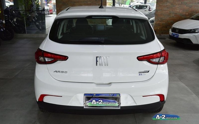 imagem-https://www.socarrao.com.br/sc-vehicle-images-prod/3452042/1787746888465-8417243_8_B_90d6f41515.jpeg