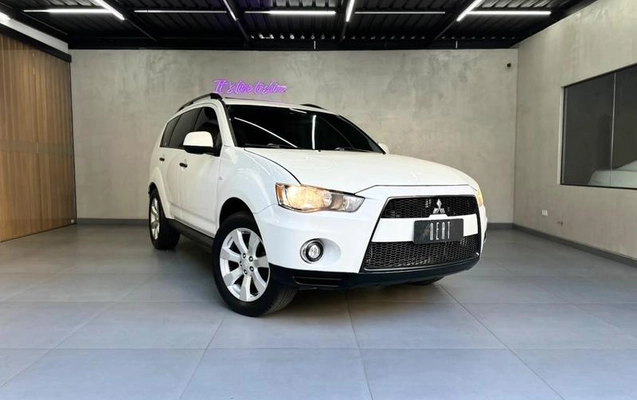 imagem-https://www.socarrao.com.br/sc-vehicle-images-prod/3452430/1789419741602-8343357_0_B_3d1972f242.jpeg