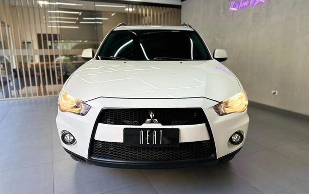 imagem-https://www.socarrao.com.br/sc-vehicle-images-prod/3452430/1789419741610-8343357_4_B_4c6e92aca1.jpeg
