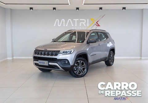 Jeep Compass 2022 Cinza — foto 1 de 3