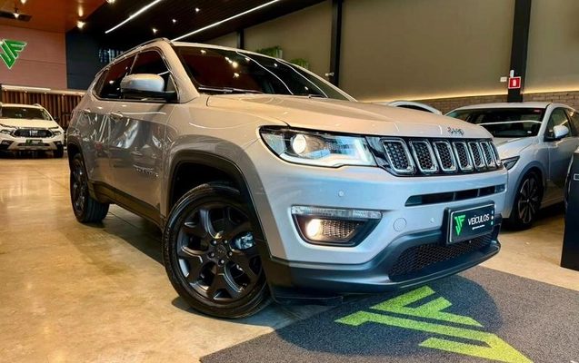imagem-https://www.socarrao.com.br/sc-vehicle-images-prod/3452664/1788265876799-8417319_2_B_f9c10f3466.jpeg