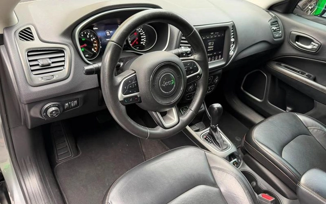 imagem-https://www.socarrao.com.br/sc-vehicle-images-prod/3452664/1788265876815-8417319_11_B_8b233ded7d.jpeg