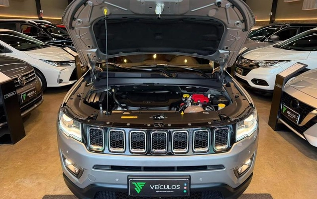 imagem-https://www.socarrao.com.br/sc-vehicle-images-prod/3452664/1788265876824-8417319_15_B_08b57edff5.jpeg