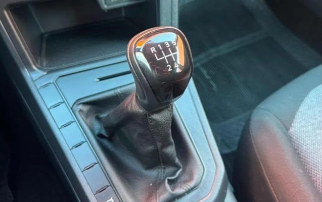 imagem-https://www.socarrao.com.br/sc-vehicle-images-prod/3452771/1787748293347-ODQwMjMzNl81X0JfOTE3ZTg5NmUyYS5qcGVn.jpeg