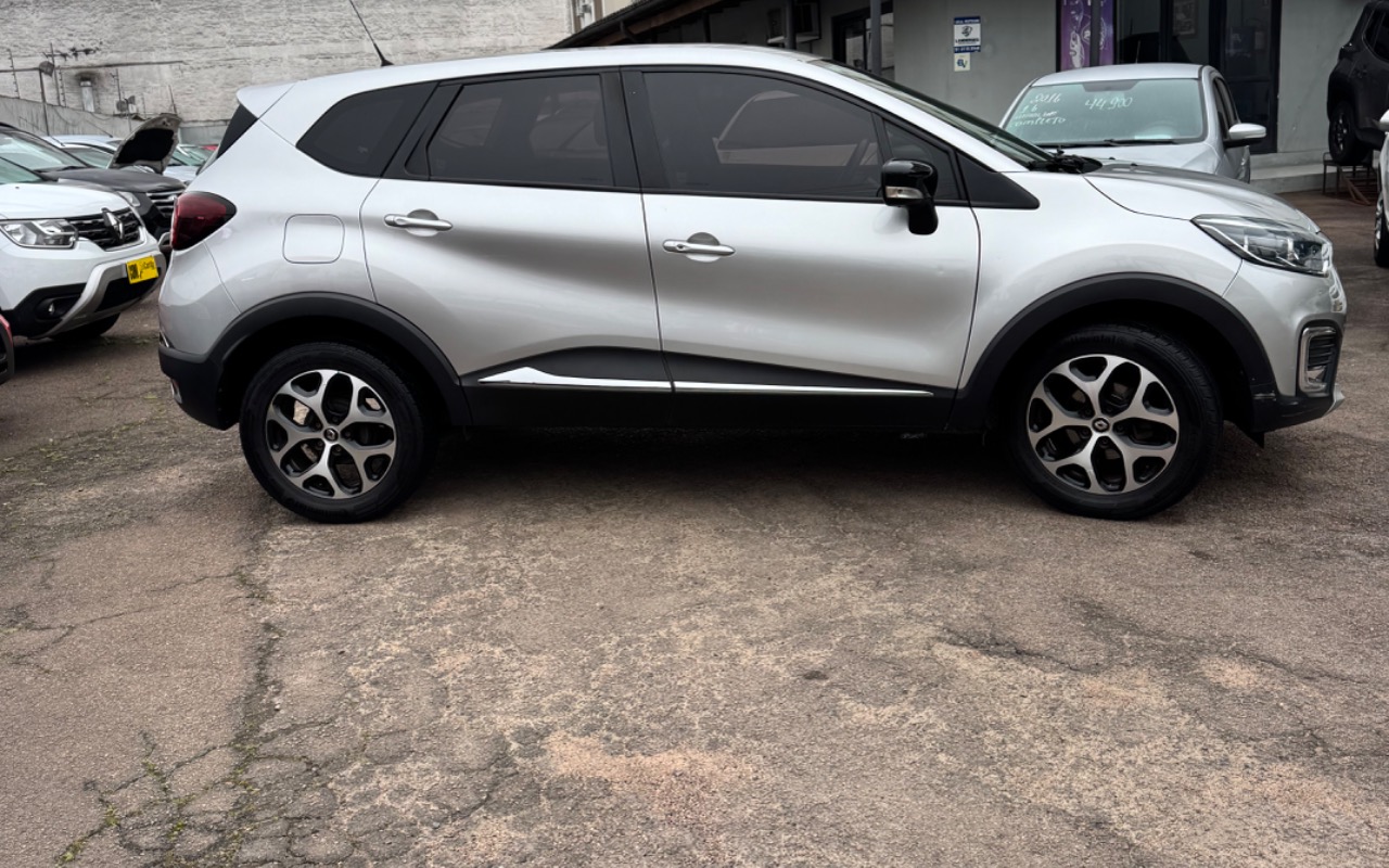 imagem-https://www.socarrao.com.br/sc-vehicle-images-prod/3452881/1787748404133-SU1HXzc3MzcuanBlZw.jpeg