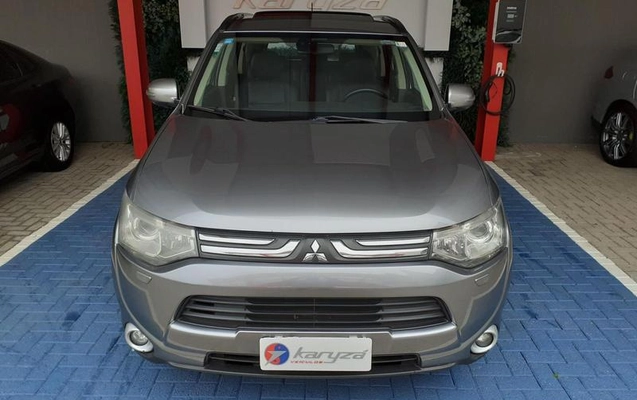 imagem-https://www.socarrao.com.br/sc-vehicle-images-prod/3453349/1789654073083-8417385_0_B_c29df23f27.jpeg