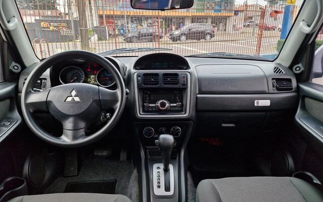 imagem-https://www.socarrao.com.br/sc-vehicle-images-prod/3453558/1787749989681-YGEoN2RxUcrj0w45966S06QXrNOKEjbl.jpg