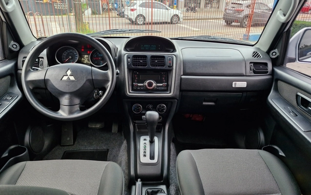 imagem-https://www.socarrao.com.br/sc-vehicle-images-prod/3453558/1787749989682-UsKALRVUbA6uQkNMgvLRlmWAy4gGRsQz.jpg