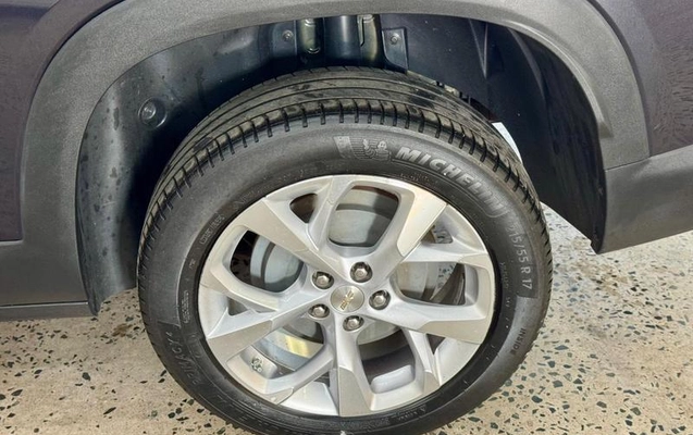 imagem-https://www.socarrao.com.br/sc-vehicle-images-prod/3453559/1787749992141-8237824_6_B_e7c63d1724.jpeg