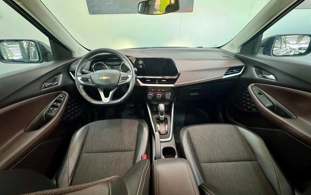 imagem-https://www.socarrao.com.br/sc-vehicle-images-prod/3453559/1787749992147-8237824_12_B_6b1268fd86.jpeg
