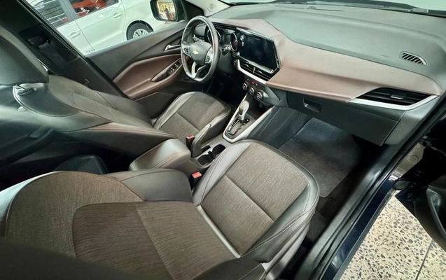 imagem-https://www.socarrao.com.br/sc-vehicle-images-prod/3453559/1787749992150-8237824_15_B_c4a4d38cd5.jpeg
