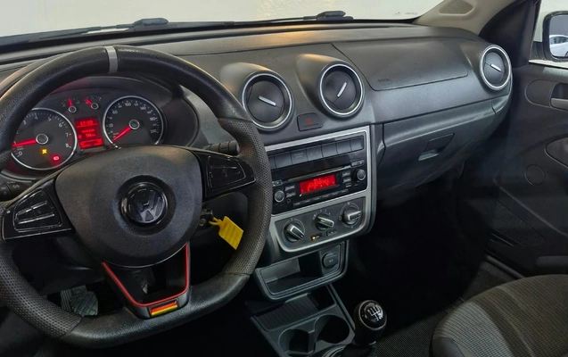 imagem-https://www.socarrao.com.br/sc-vehicle-images-prod/3453645/1787750136652-fb699cc5bf9d44d1bd5e5bf52763129e_1787750010967.jpg