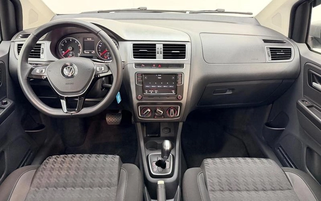 imagem-https://www.socarrao.com.br/sc-vehicle-images-prod/3453654/1787750338594-8387506_6_B_b2dd8586fd.jpeg