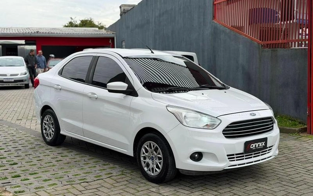 imagem-https://www.socarrao.com.br/sc-vehicle-images-prod/3453662/1789067061798-8417587_9_B_ba568d6dea.jpeg