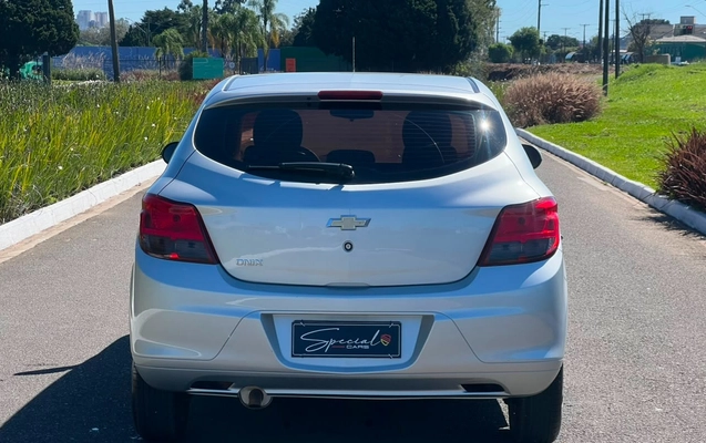 imagem-https://www.socarrao.com.br/sc-vehicle-images-prod/3453678/1787750624868-V2hhdHNBcHAgSW1hZ2UgMjAyNi0wOC0yMiBhdCAxMy4zNC4yNCAoMSkuanBlZw.jpeg