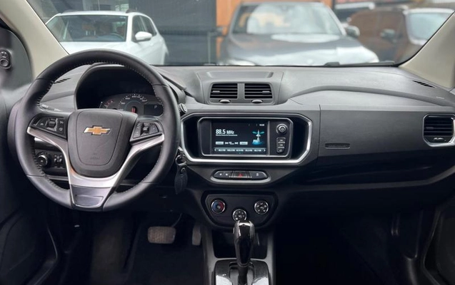 imagem-https://www.socarrao.com.br/sc-vehicle-images-prod/3453679/1789390004173-8413099_19_B_3d2cc18f21.jpeg
