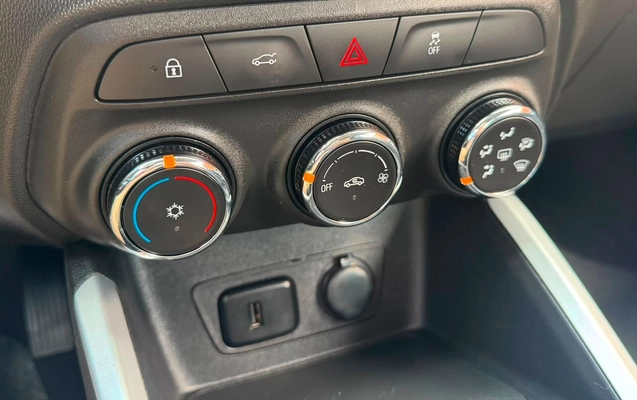 imagem-https://www.socarrao.com.br/sc-vehicle-images-prod/3453720/1787750735185-V2hhdHNBcHAgSW1hZ2UgMjAyNi0wOC0yMiBhdCAxMy41OC4yOS5qcGVn.jpeg