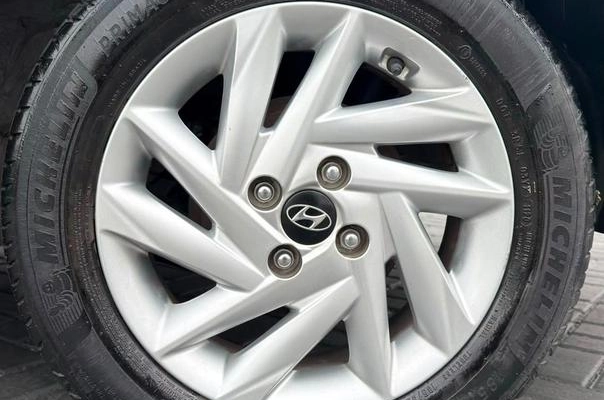 imagem-https://www.socarrao.com.br/sc-vehicle-images-prod/3453785/1789140241571-8414407_9_B_12d347de38.jpeg