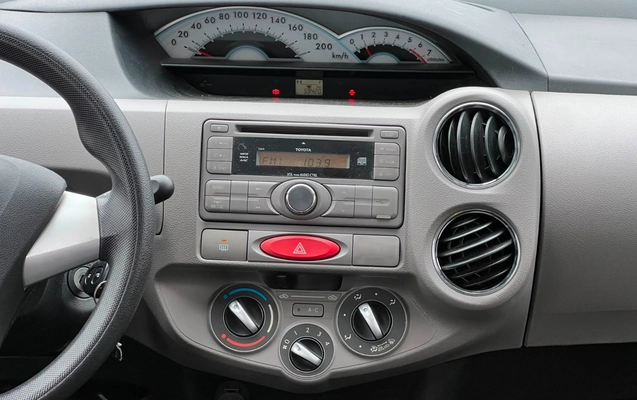 imagem-https://www.socarrao.com.br/sc-vehicle-images-prod/3453797/1787750892952-V2hhdHNBcHAgSW1hZ2UgMjAyNi0wOC0xMiBhdCAxMS4yOC4zMS5qcGVn.jpeg
