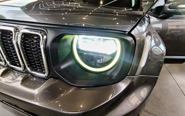 imagem-https://www.socarrao.com.br/sc-vehicle-images-prod/3454033/1788871853395-8417438_8_B_750a369a2d.jpeg